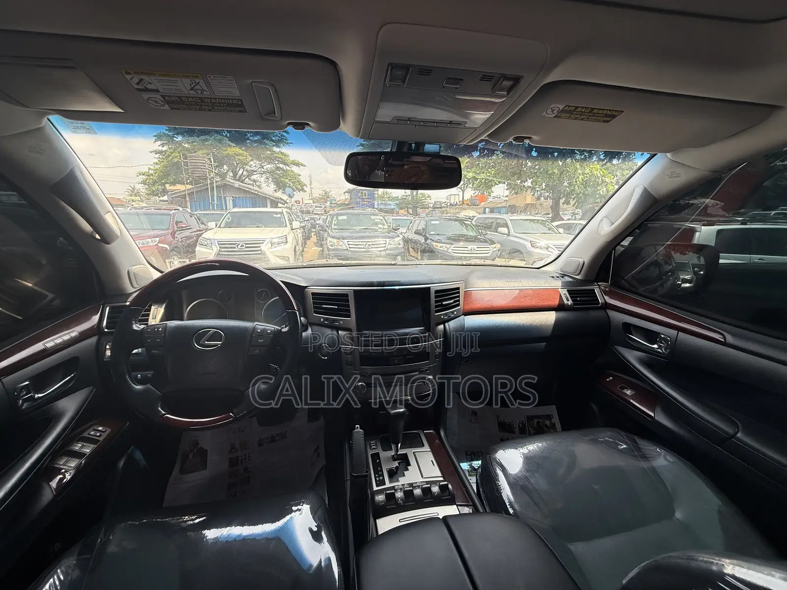 Lexus LX 2016 Black