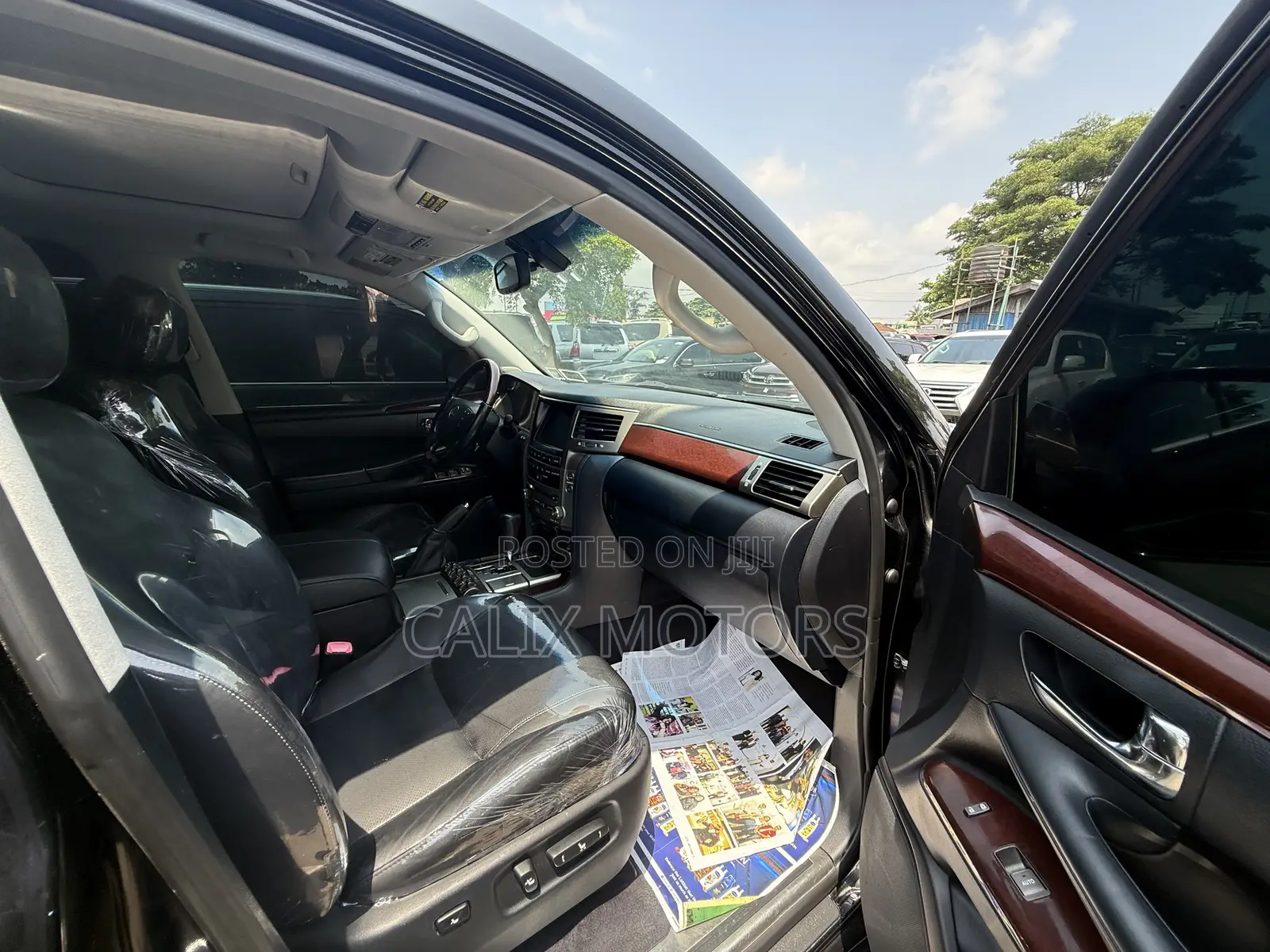 Lexus LX 2016 Black