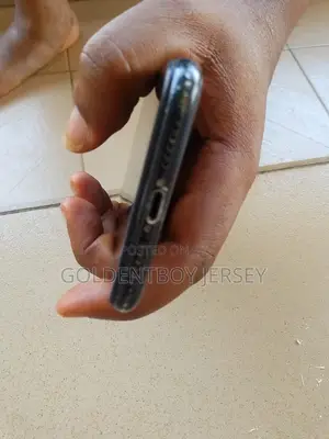 Apple iPhone XR 64 GB Black