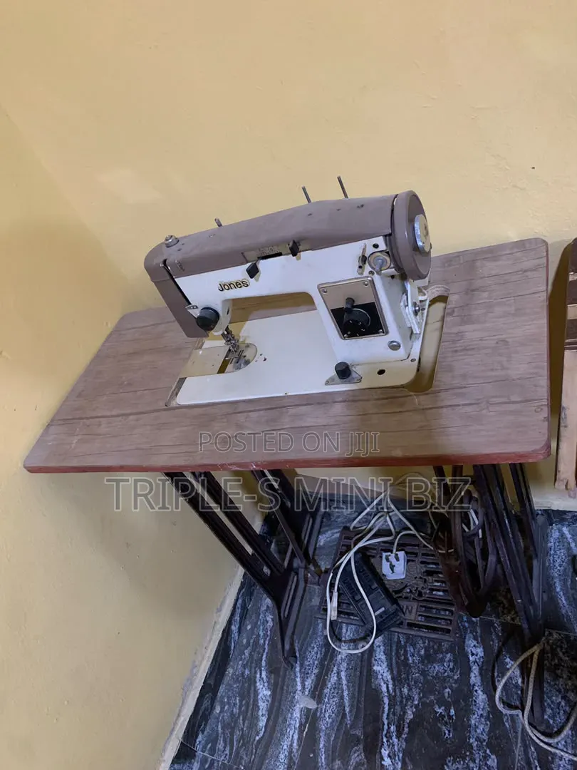 Industrial Sewing Machine