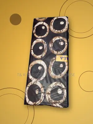 Black & Cream Circle Print Fabric, 5Yards