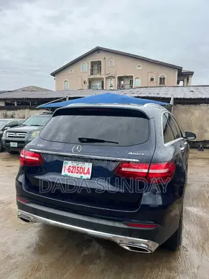 Mercedes-Benz GLC-Class 2018 Blue