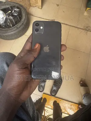Apple iPhone 11 64 GB Black
