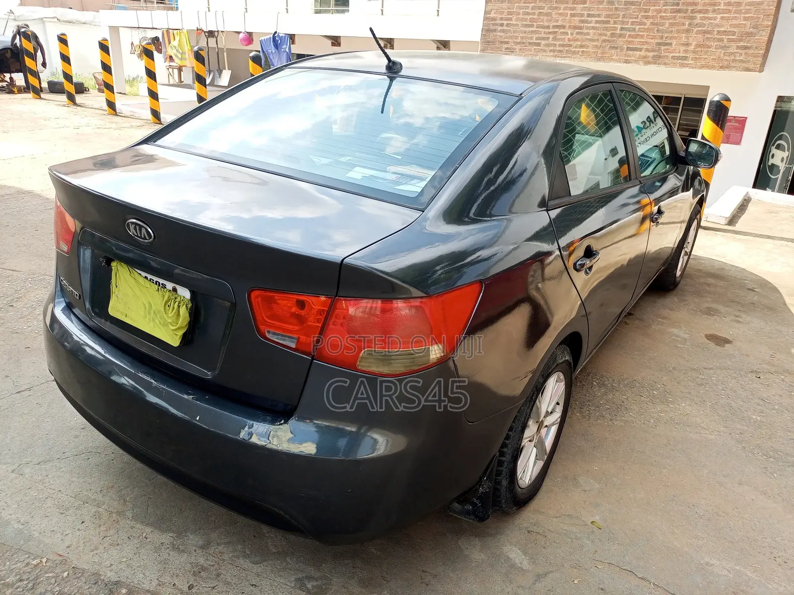 Kia Cerato 2010 Gray
