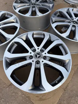 19-Inch Rim Mercedes Original Oem