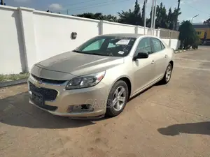 Chevrolet Malibu 2015 Gold