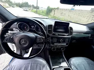 Mercedes-Benz GLE-Class 2016 White