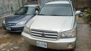 Toyota Highlander 2003 Gold