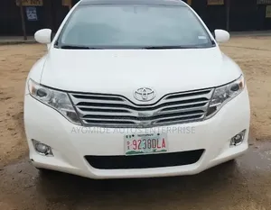 Toyota Venza 2010 White