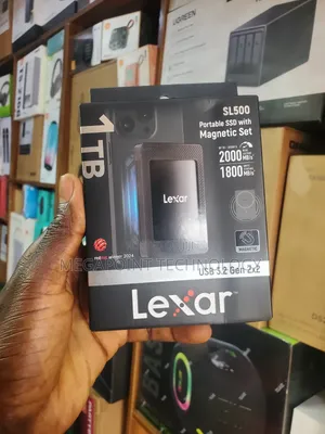 Lexar 1tb SL500 Magnetic Portable SSD