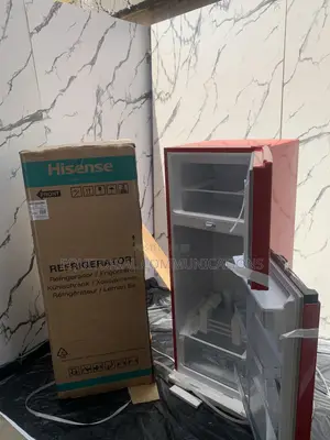 Hisense 204L Refrigerator for an Elegant Kitchen