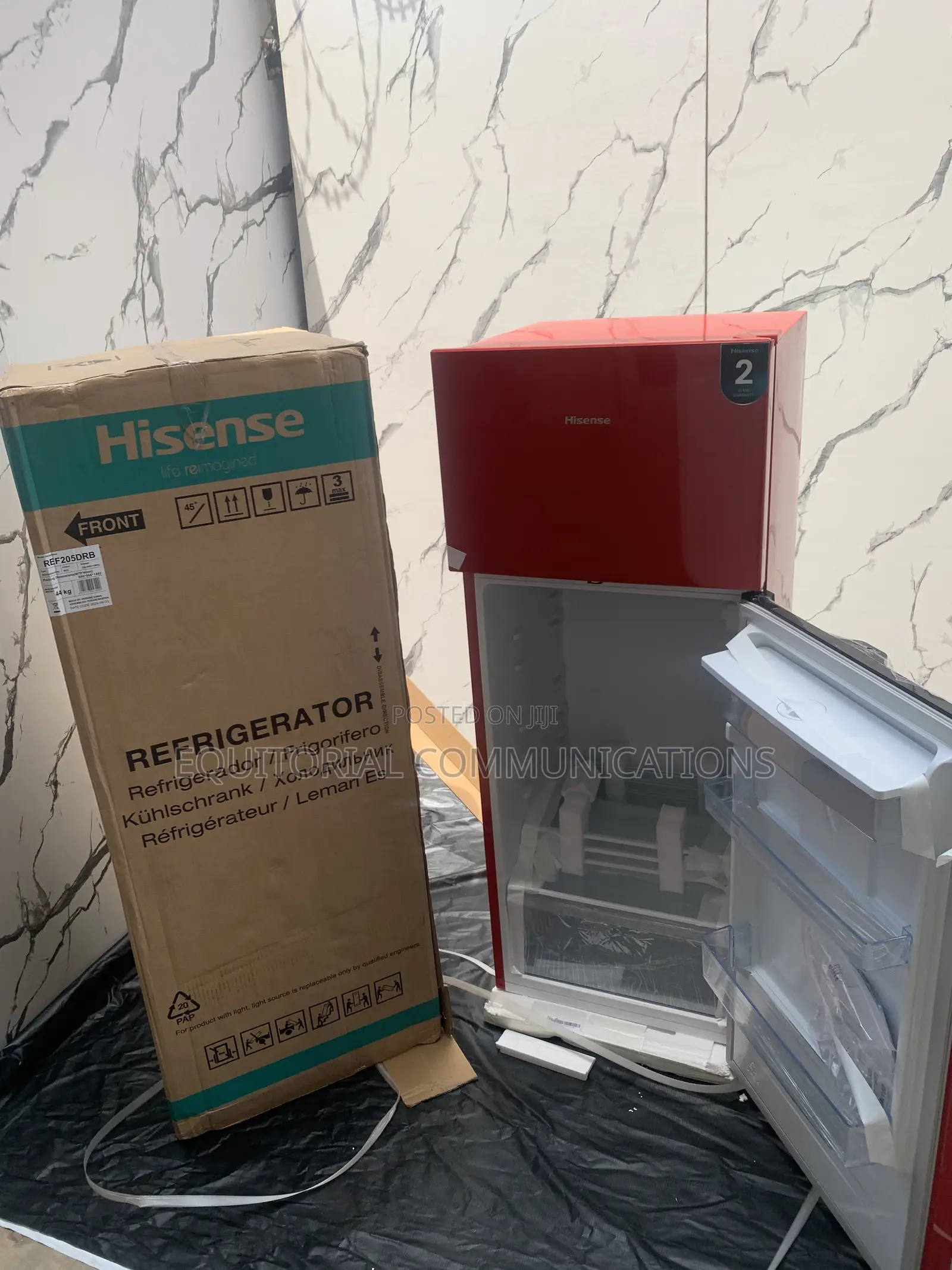 Hisense 204L Refrigerator for an Elegant Kitchen