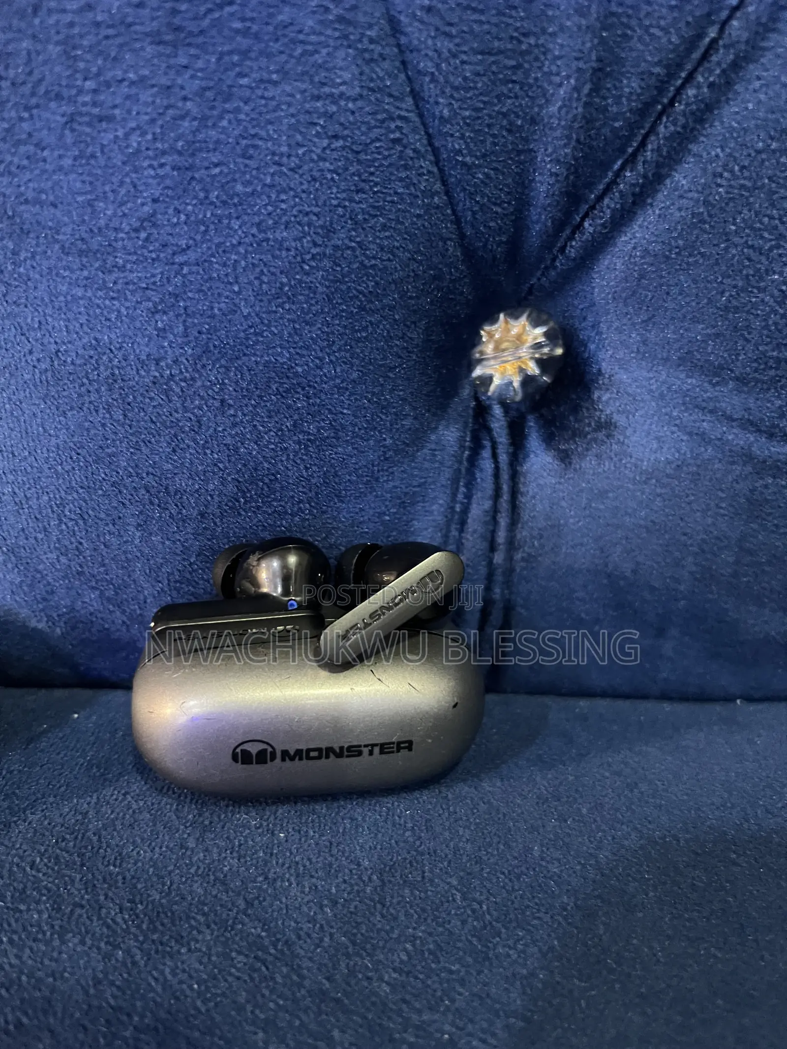 Monster Bass Earbud
