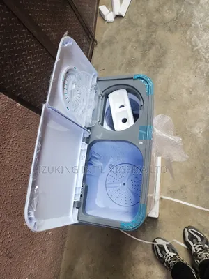 Hisense 5kg Twin Tub Manual Washing Machine (Wash & Spin)