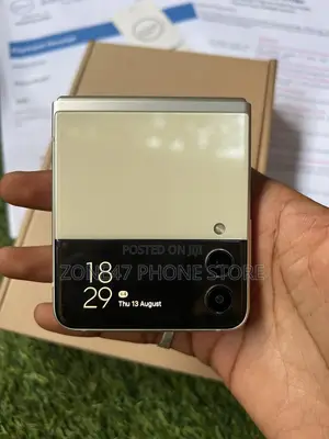 New Samsung Galaxy Z Flip 3 256 GB Yellow