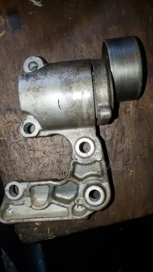 Belt Adjuster and Camshaft 2gr, Highlander, Sienna, Lexus Rx 350, 2012