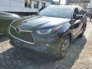 Toyota Highlander XLE 2021 Black