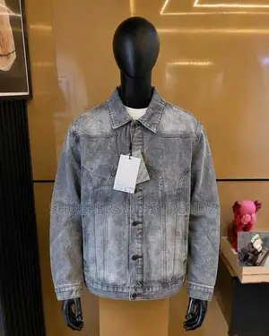 Men’s Denim Jackets | Rugged Appeal & Modern Sophistication