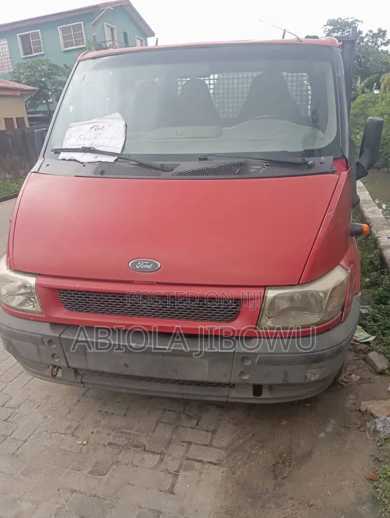 Ford Transit 2005 Red