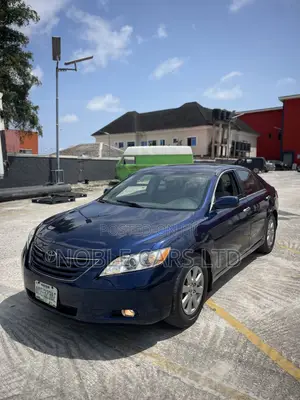 Toyota Camry XLE 4dr Sedan (2.4L 4cyl 5A) 2009 Blue