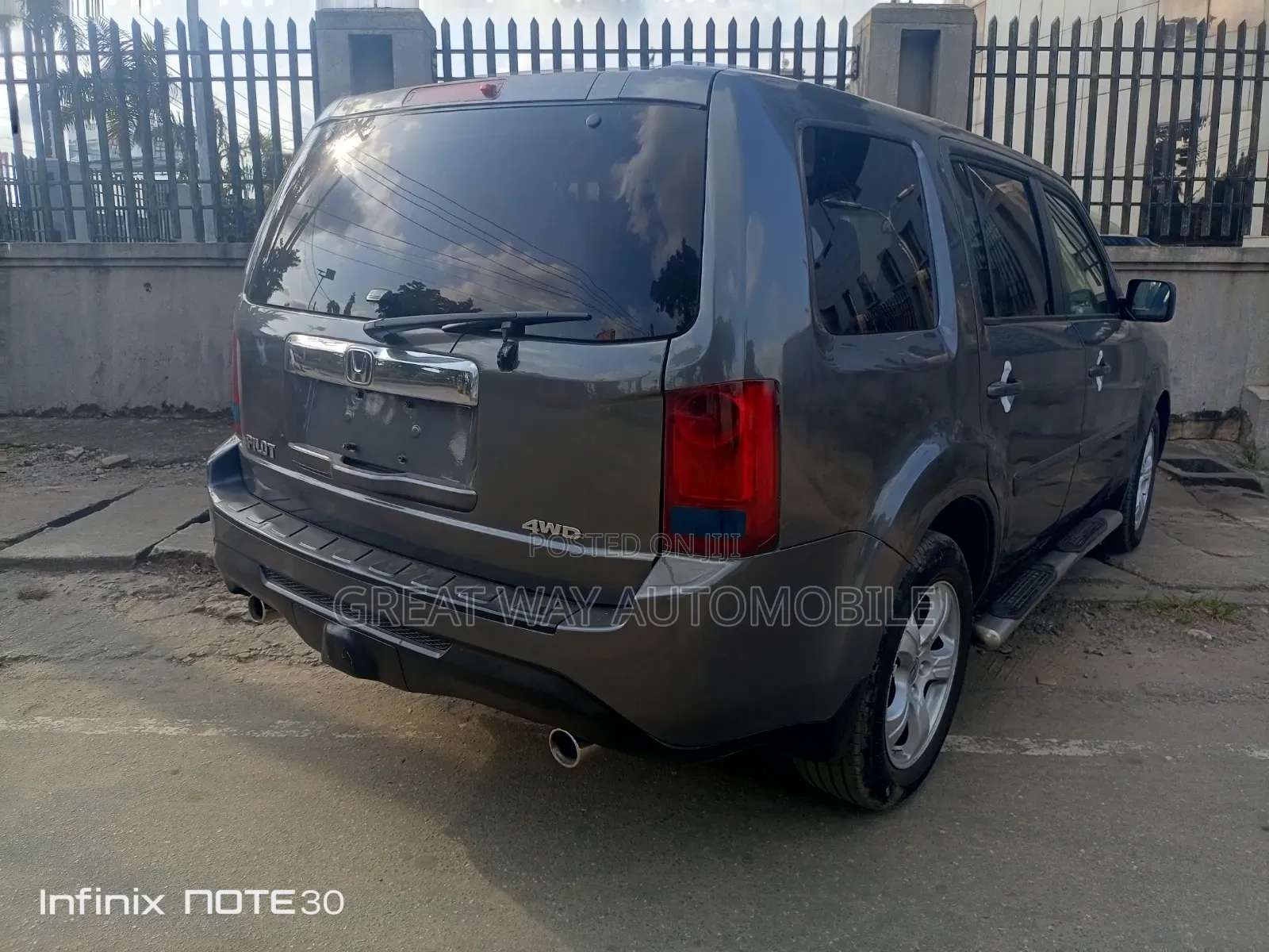 Honda Pilot 2012 Gray