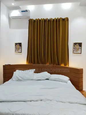 Luxury Furnished 2 Bedroom Shortlet Apartment in Orchid Road Lekki
