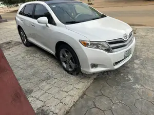 Toyota Venza V6 2009 White