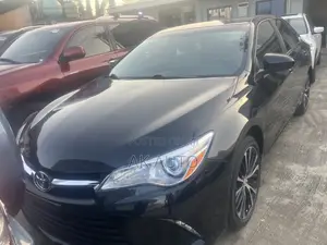 Toyota Camry LE 4dr Sedan (2.5L 4cyl 6A) 2015 Blue