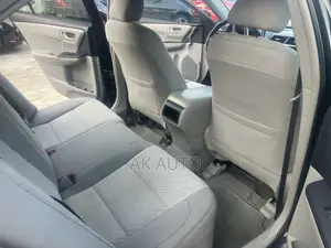 Toyota Camry LE 4dr Sedan (2.5L 4cyl 6A) 2015 Blue