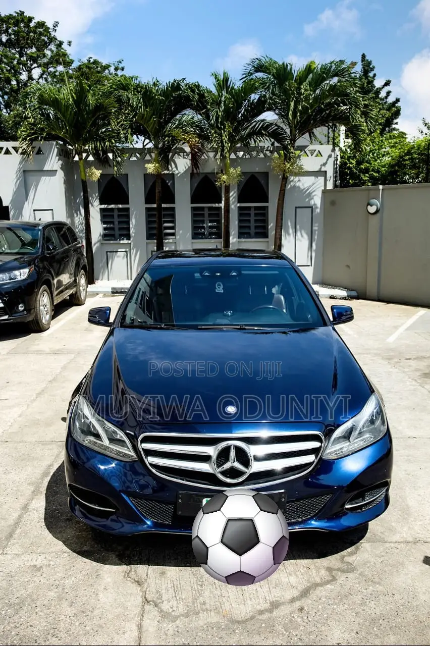 Mercedes-Benz E350 2016 Blue