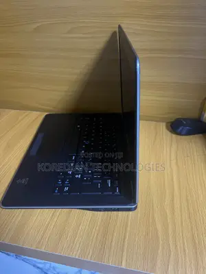 Laptop Dell Latitude 7440 8GB Intel Core i5 SSD 128GB