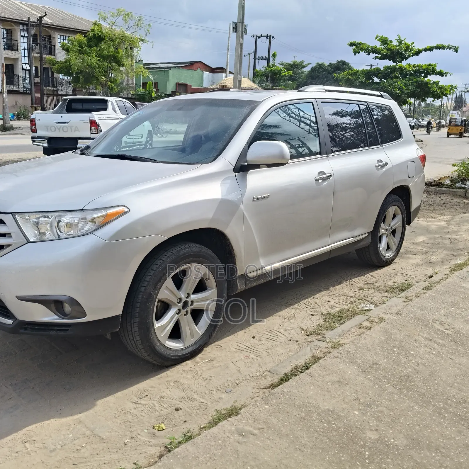 Toyota Highlander Limited 2012 Silver