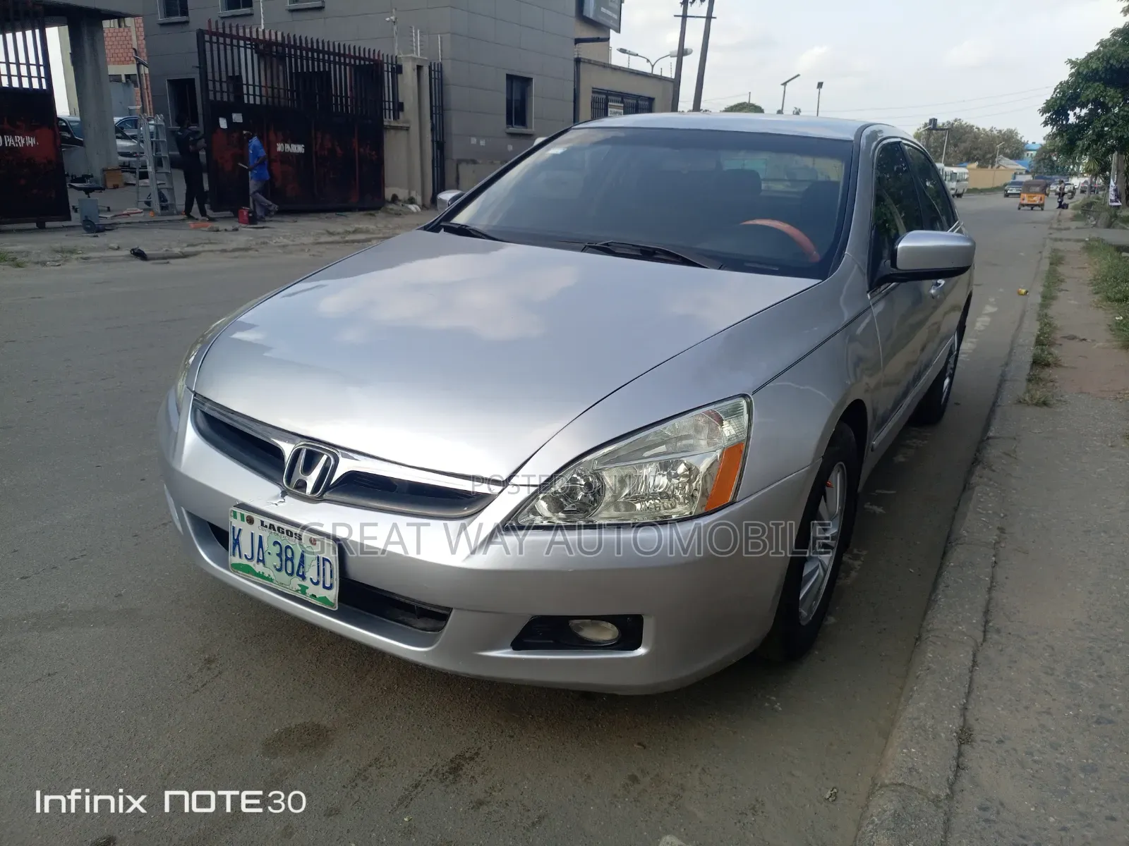 Honda Accord 2005 Silver