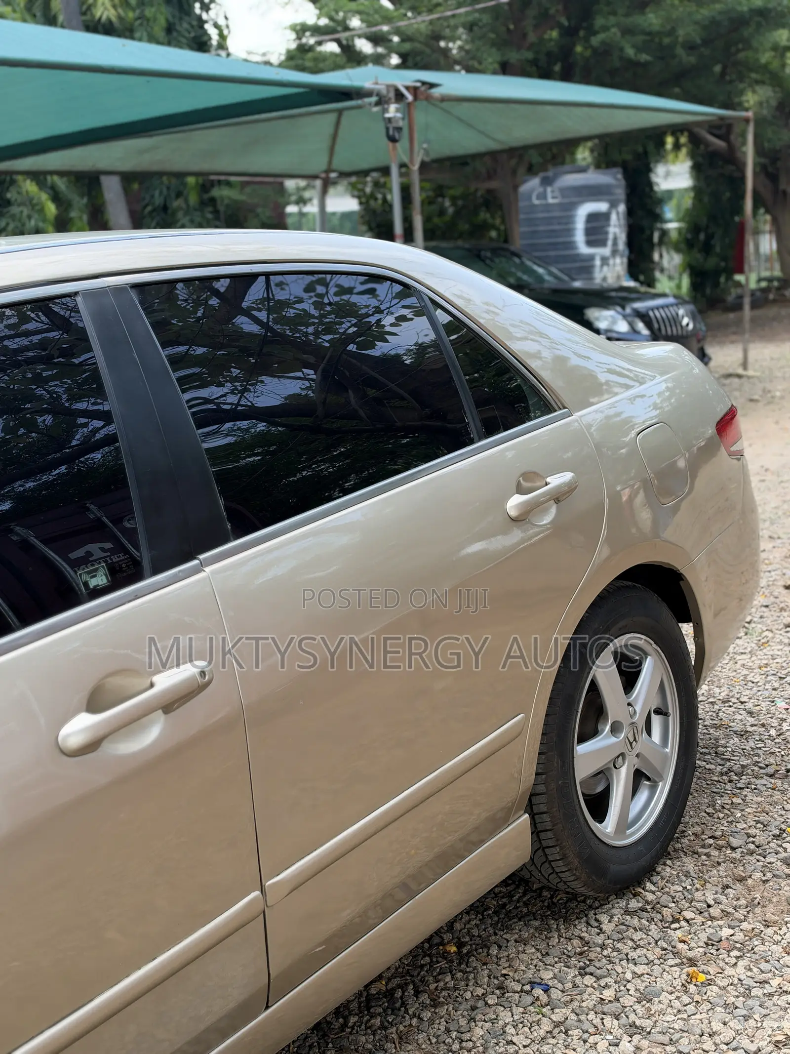 Honda Accord 2004 Gold