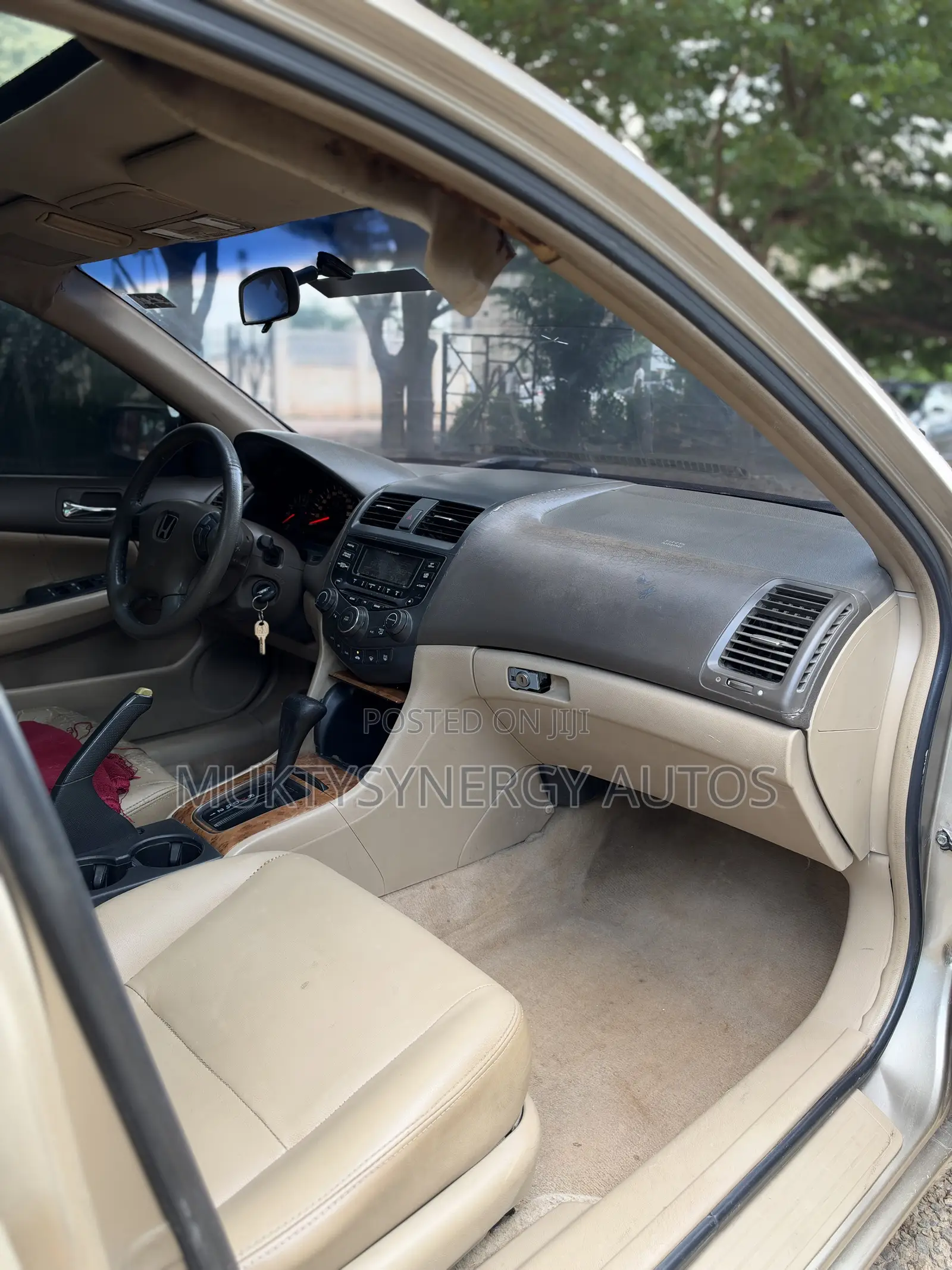 Honda Accord 2004 Gold