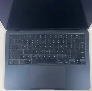 Laptop Apple MacBook Air 2022 M2 8GB Apple M2 SSD 256GB