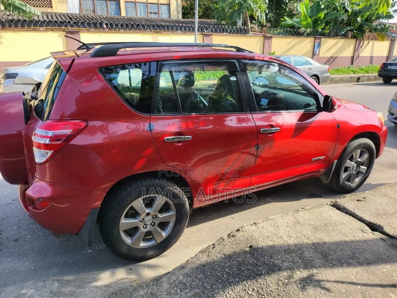 Toyota RAV4 2010 Burgundy