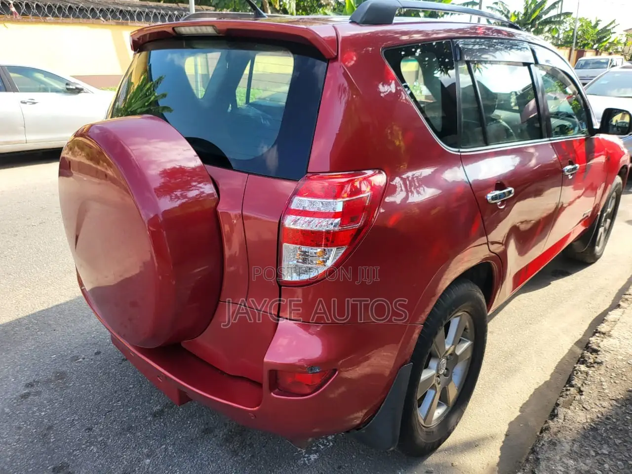 Toyota RAV4 2010 Burgundy