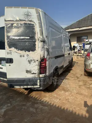 Renault Master 2003 White