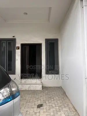 4bdrm Duplex in Lekki Phase 2 for rent