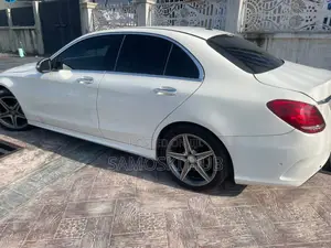 Mercedes-Benz C300 2015 White