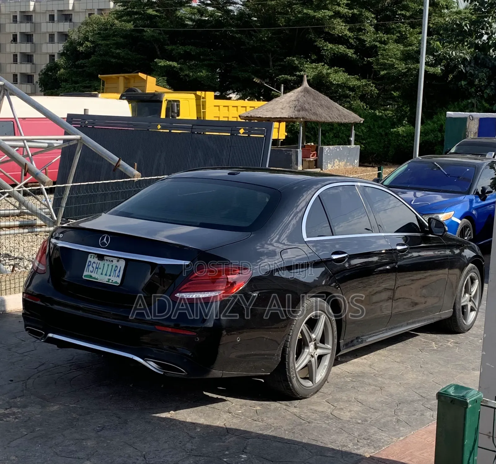 Mercedes-Benz E300 2016 Black