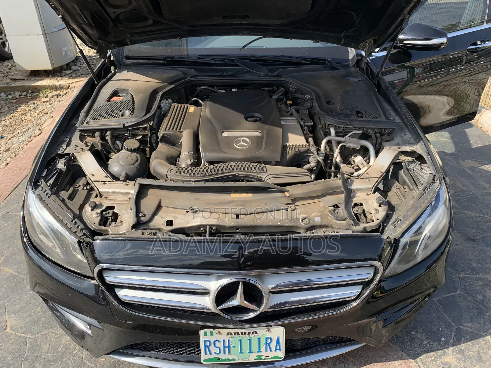 Mercedes-Benz E300 2016 Black