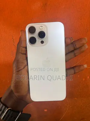Apple iPhone 15 Pro Max 256 GB White