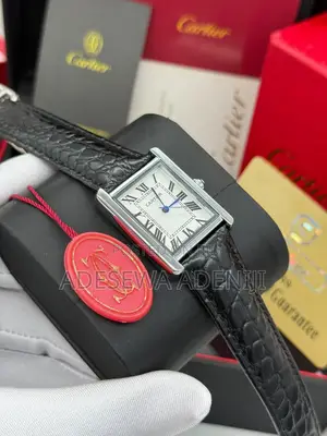 High Quality Leather Cartier Tank Wristwatch