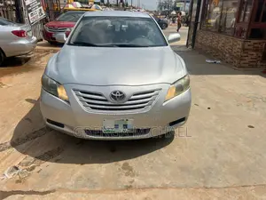Toyota Camry LE 4dr Sedan (2.4L 4cyl 5A) 2008 Silver