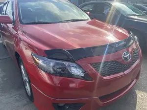 Toyota Camry SE 4dr Sedan (2.5L 4cyl 6A) 2011 Red