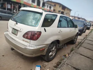Lexus RX 2001 White