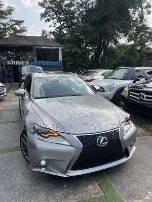Lexus IS 2016 Gray
