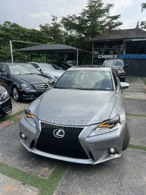 Lexus IS 2016 Gray
